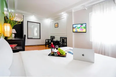 Chambre double ou lits jumeaux Deluxe avec vue sur la ville — Sena Boutique Hotel & Travel